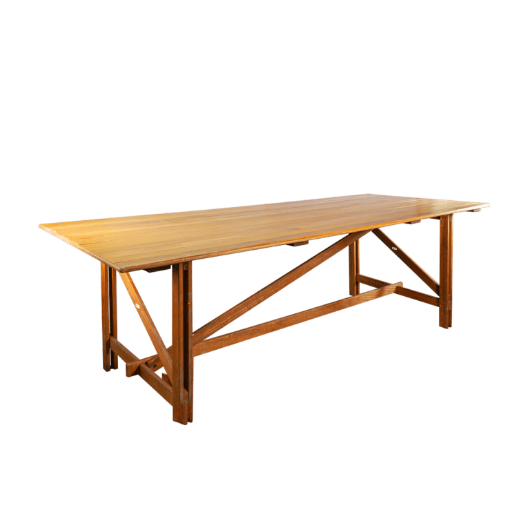 Rimu Table - Mardigras Events